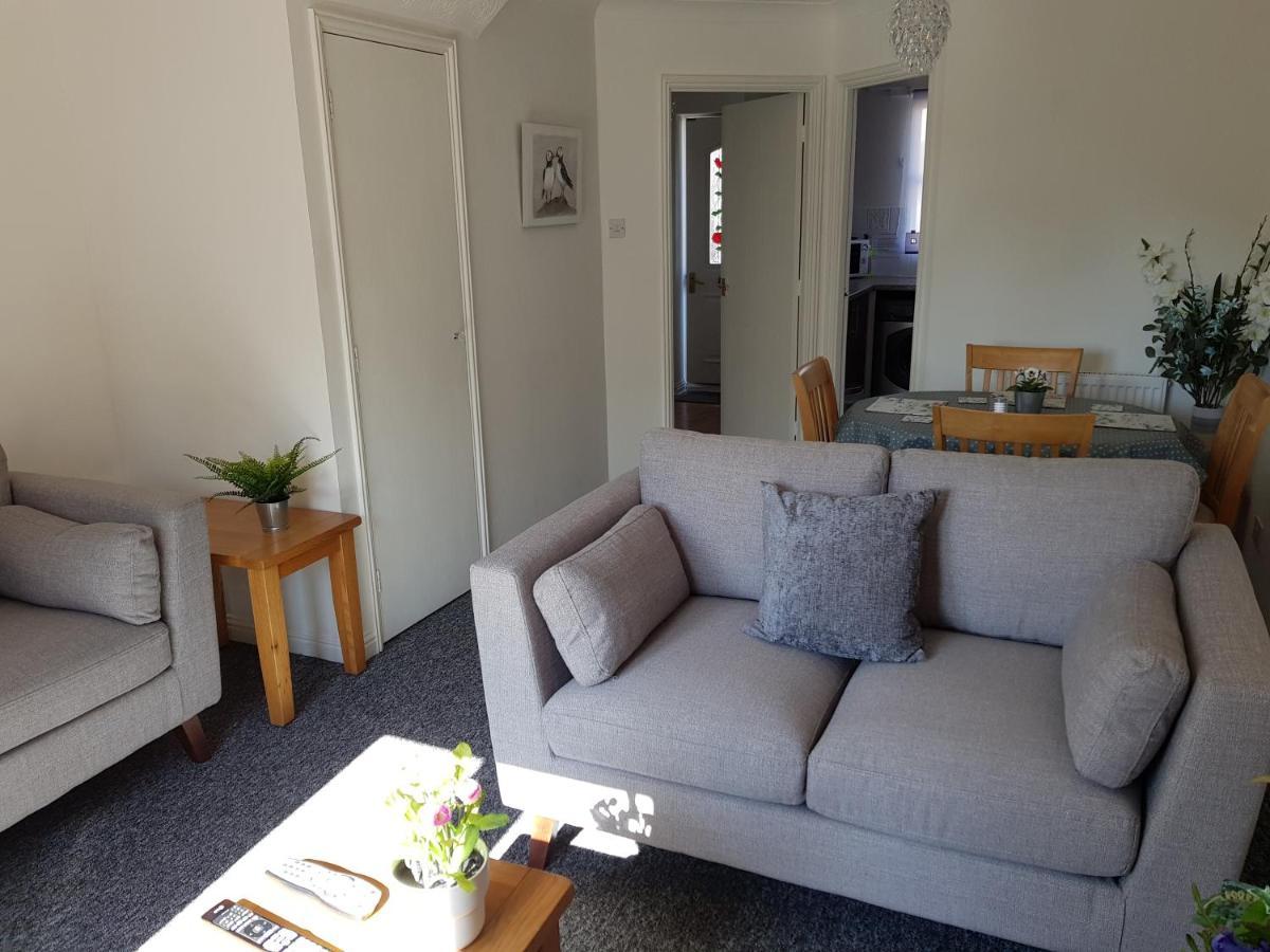 Charming 2-Bed House In Torquay Villa Екстериор снимка