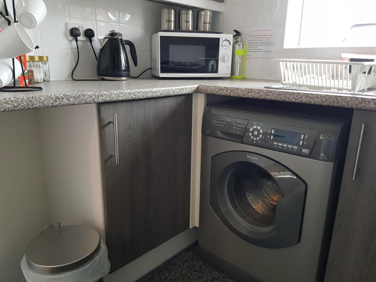 Charming 2-Bed House In Torquay Villa Екстериор снимка